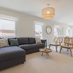 Apartament Hideout *